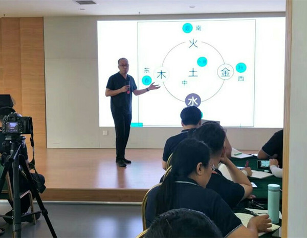 84f3d4d0f09f4d5d2053346685b191e_副本.jpg
